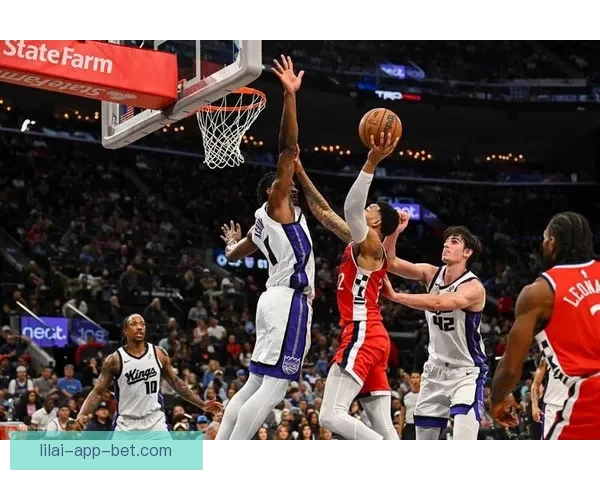 德罗赞历史得分跃升至第17 国王擒猛龙终结连败 阿丘瓦28+19巴雷特20+6